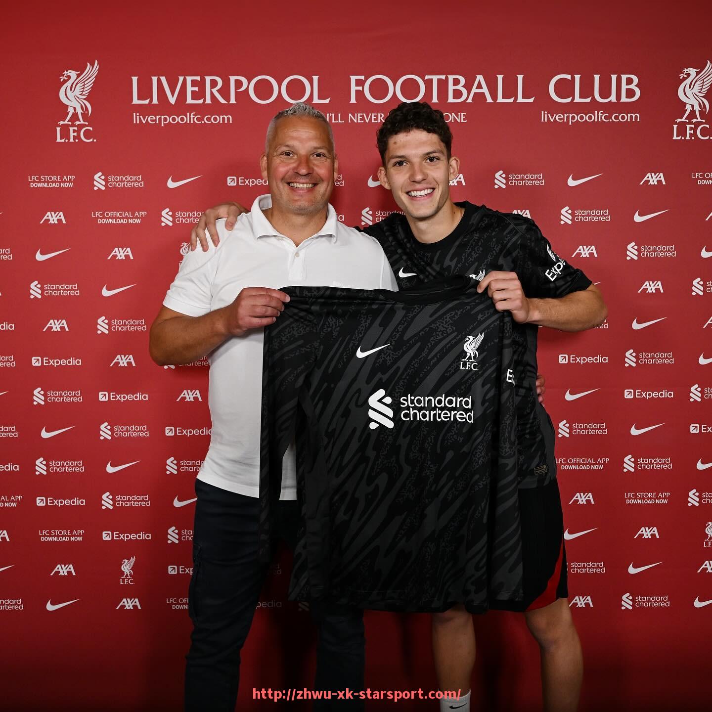 星空体育-雷阿伦的三分球命中率为何至今仍是联盟标杆