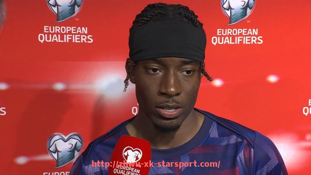 星空体育-切尔西金色英超标志球衣的象征与收藏价值