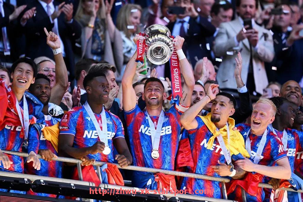 星空体育-英超、西甲、德甲及欧冠积分榜对比分析